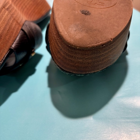 Tory Burch Leather Wedge Sandals – Size 7M - Picture 7 of 11